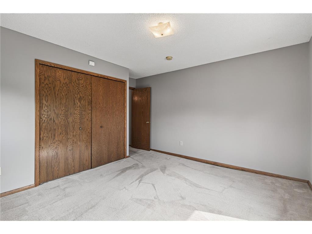 8500 S Maplebrook Circle Brooklyn Park MN 55445 7098747 image19