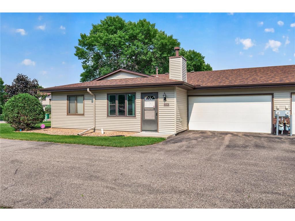8500 S Maplebrook Circle Brooklyn Park MN 55445 7098747 image2