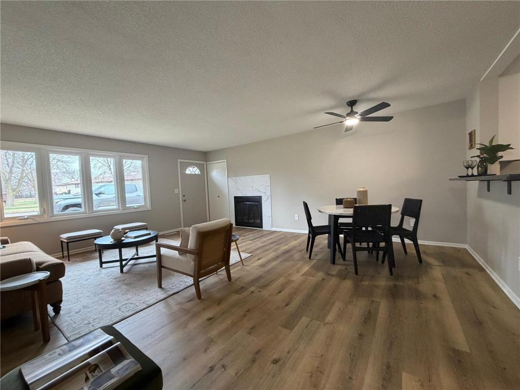 8502 S Maplebrook Circle Brooklyn Park MN 55445 7056173 image1