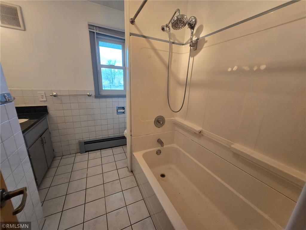 8504 Edison Street NE Blaine MN 55449 6707199 image9