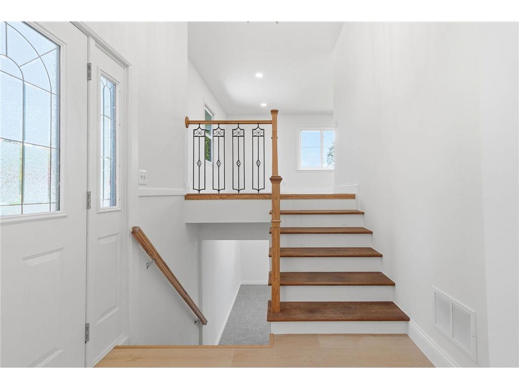 8504 Edison Street NE Blaine MN 55449 7091251 image15