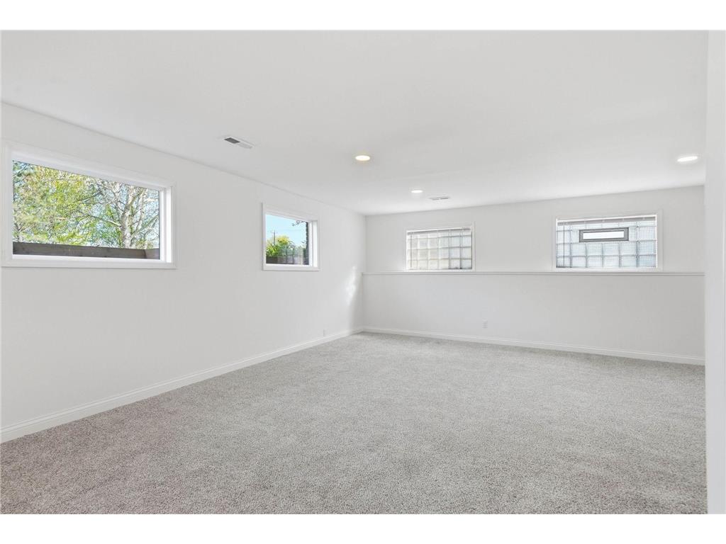 8504 Edison Street NE Blaine MN 55449 7091251 image29