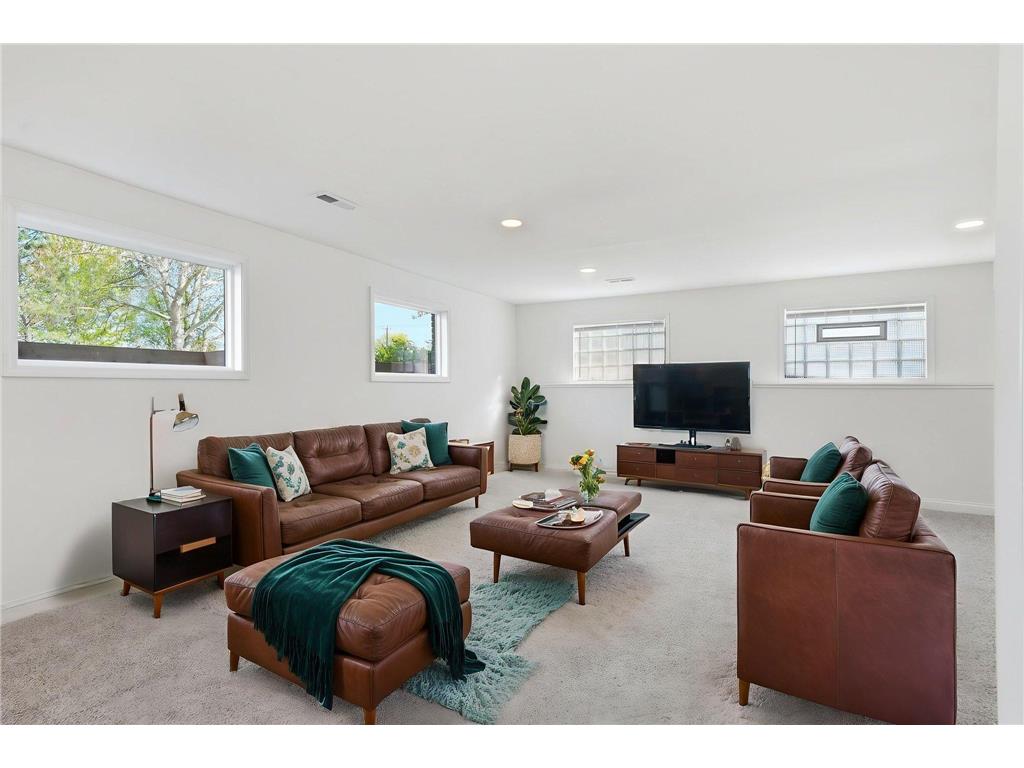 8504 Edison Street NE Blaine MN 55449 7091251 image30