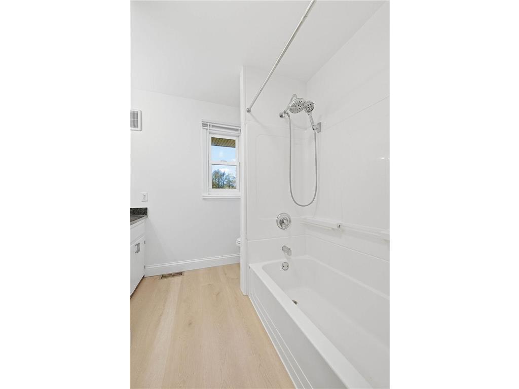8504 Edison Street NE Blaine MN 55449 7091251 image34