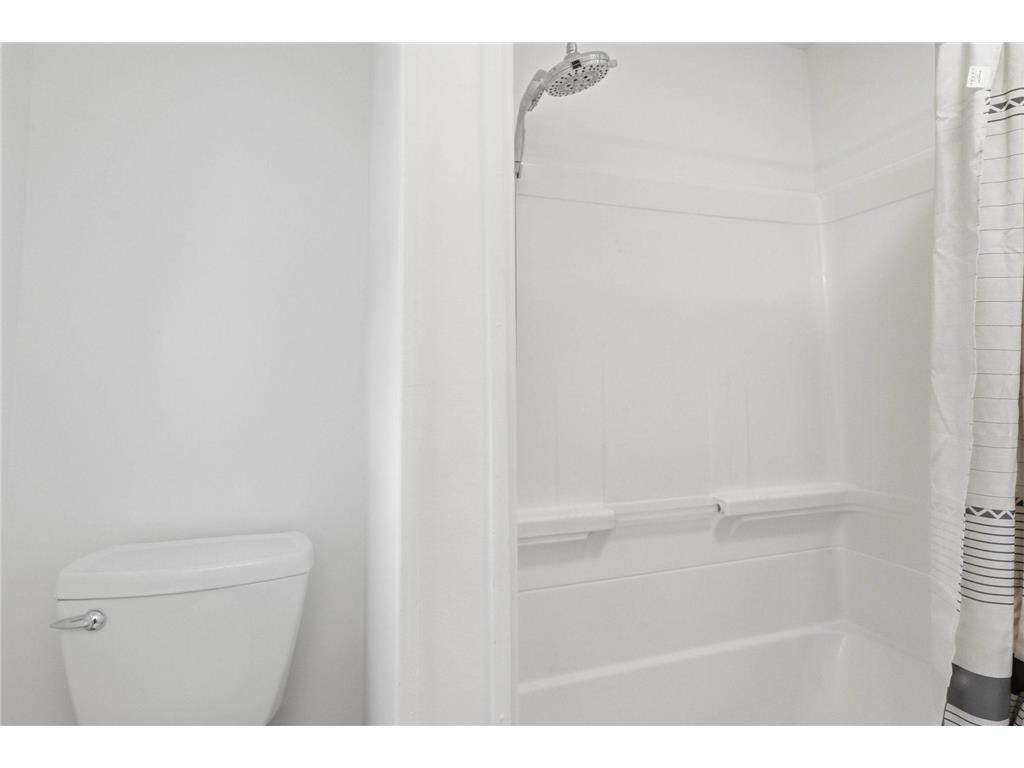 8504 Edison Street NE Blaine MN 55449 7091251 image38