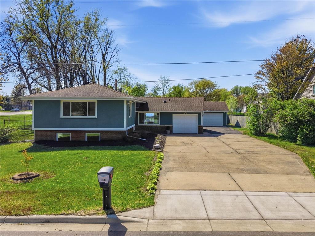 8504 Edison Street NE Blaine MN 55449 7091251 image50