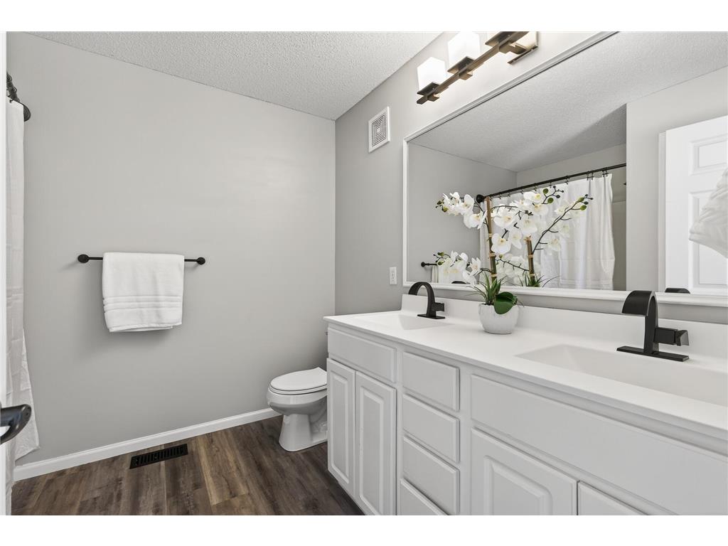 8506 Grove Circle Shakopee MN 55379 7035706 image26