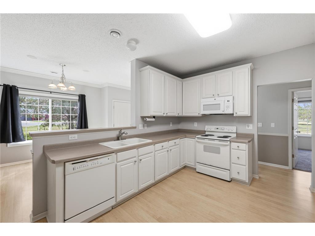 8507 Grove Circle Shakopee MN 55379 7061823 image10
