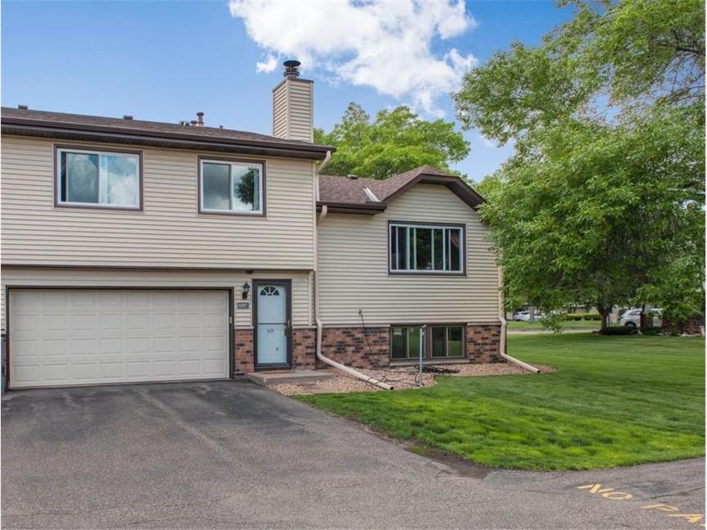 8507 S Maplebrook Circle Brooklyn Park MN 55445 6545813 image1
