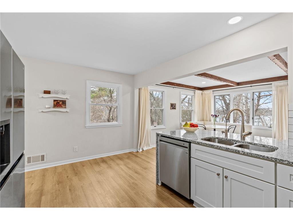 8508 Waters Edge Drive Chanhassen MN 55317 - Susan Lake 7025421 image15
