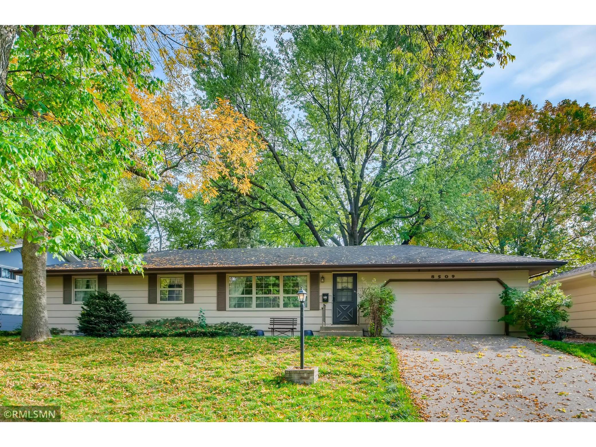 8509 33rd Avenue N Crystal MN 55427 6107572 image1