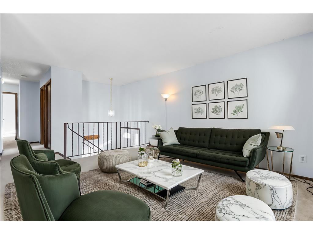 851 Evergreen Circle Burnsville MN 55337 6638829 image1