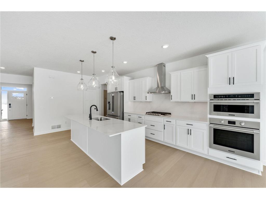 851 Londonderry Lane NW Rochester MN 55901 7059837 image4