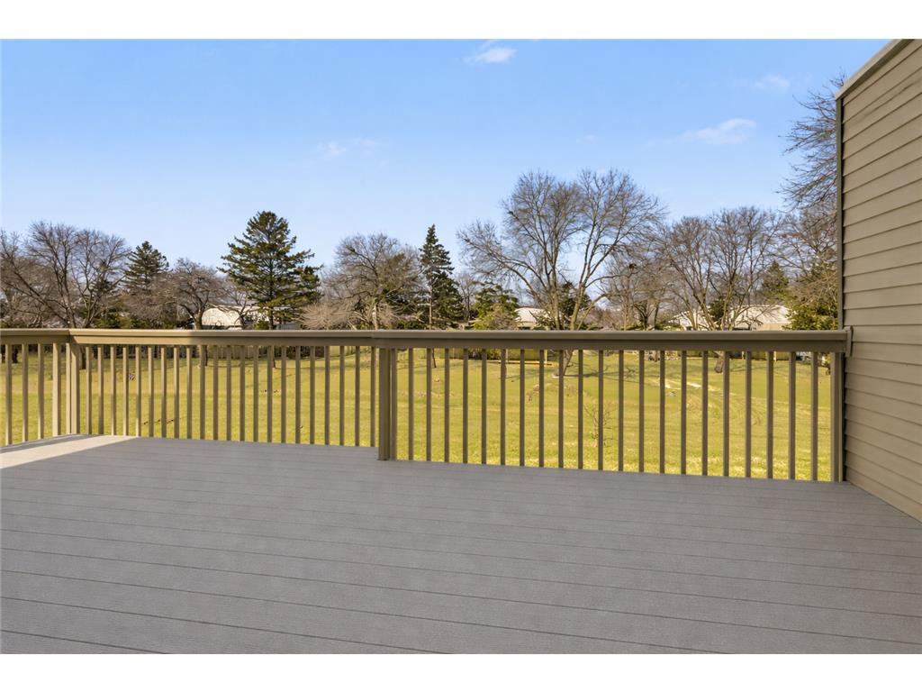 851 Sherwood Road Shoreview MN 55126 7039832 image19