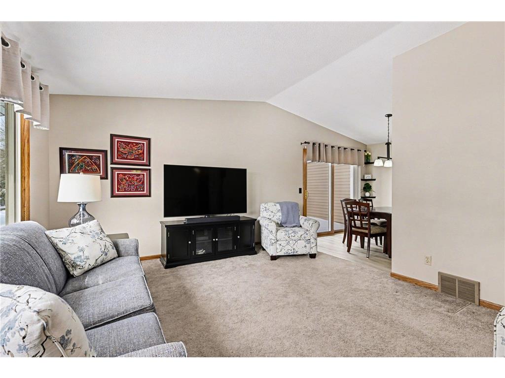851 Sherwood Road Shoreview MN 55126 7039832 image3