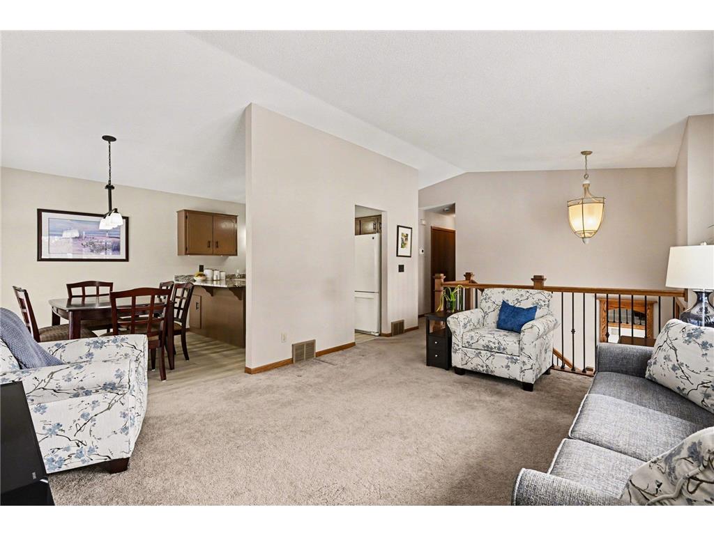 851 Sherwood Road Shoreview MN 55126 7039832 image5