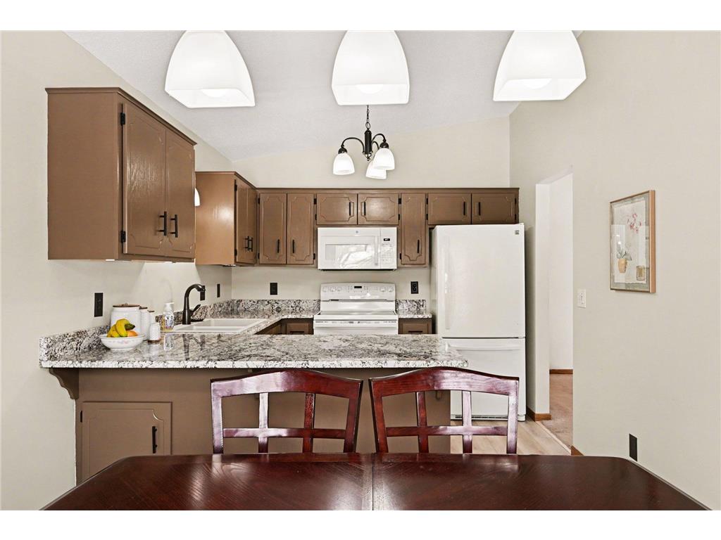 851 Sherwood Road Shoreview MN 55126 7039832 image7