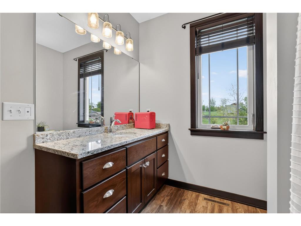 851 Willowmere Drive Zumbrota MN 55992 7070362 image25