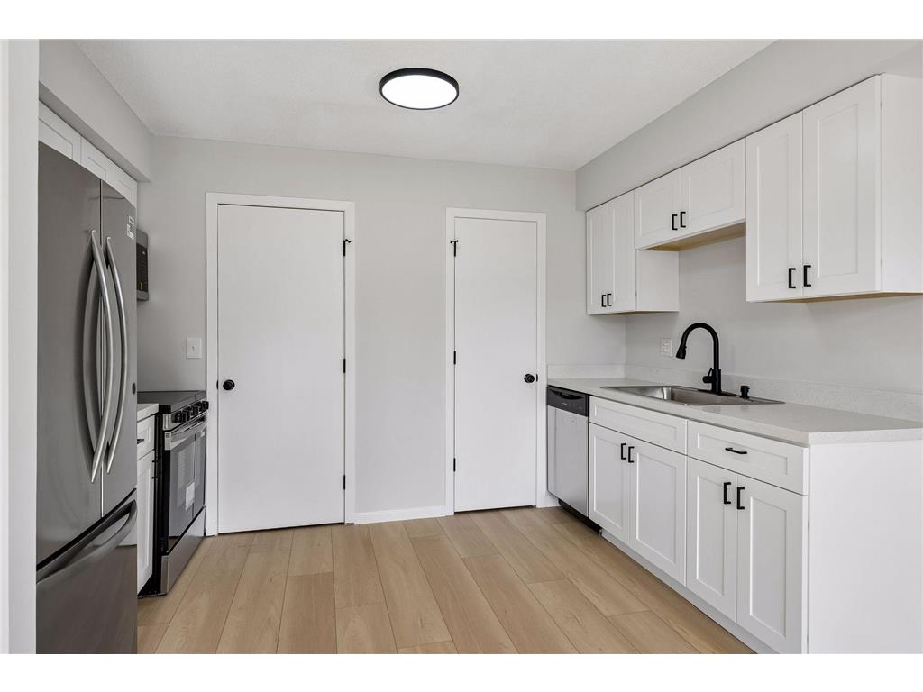 8515 W 97th Street Circle Bloomington MN 55438 7110700 image12