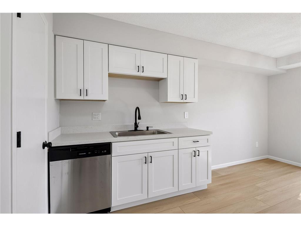 8515 W 97th Street Circle Bloomington MN 55438 7110700 image13