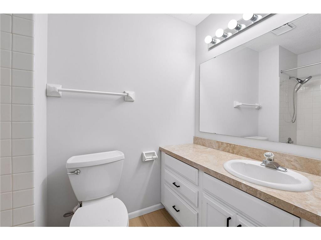 8515 W 97th Street Circle Bloomington MN 55438 7110700 image21