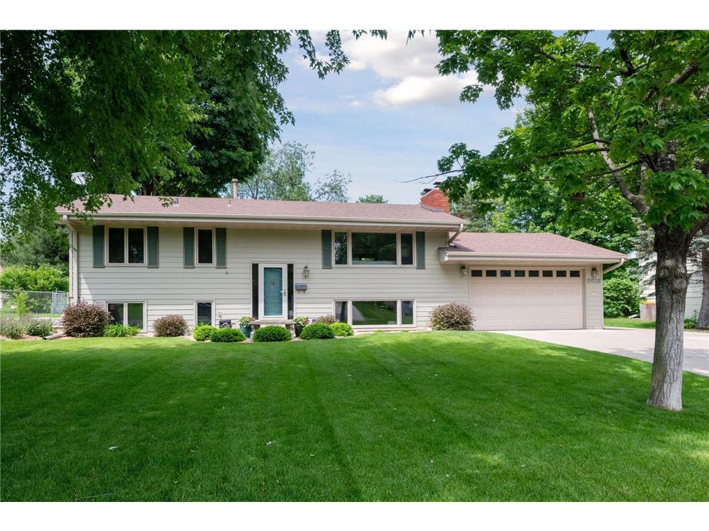 8516 29th Avenue N New Hope MN 55427 6468288 image1