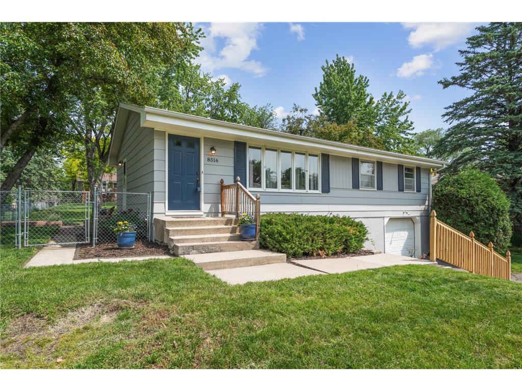 8516 49th Avenue N New Hope MN 55428 6731791 image1