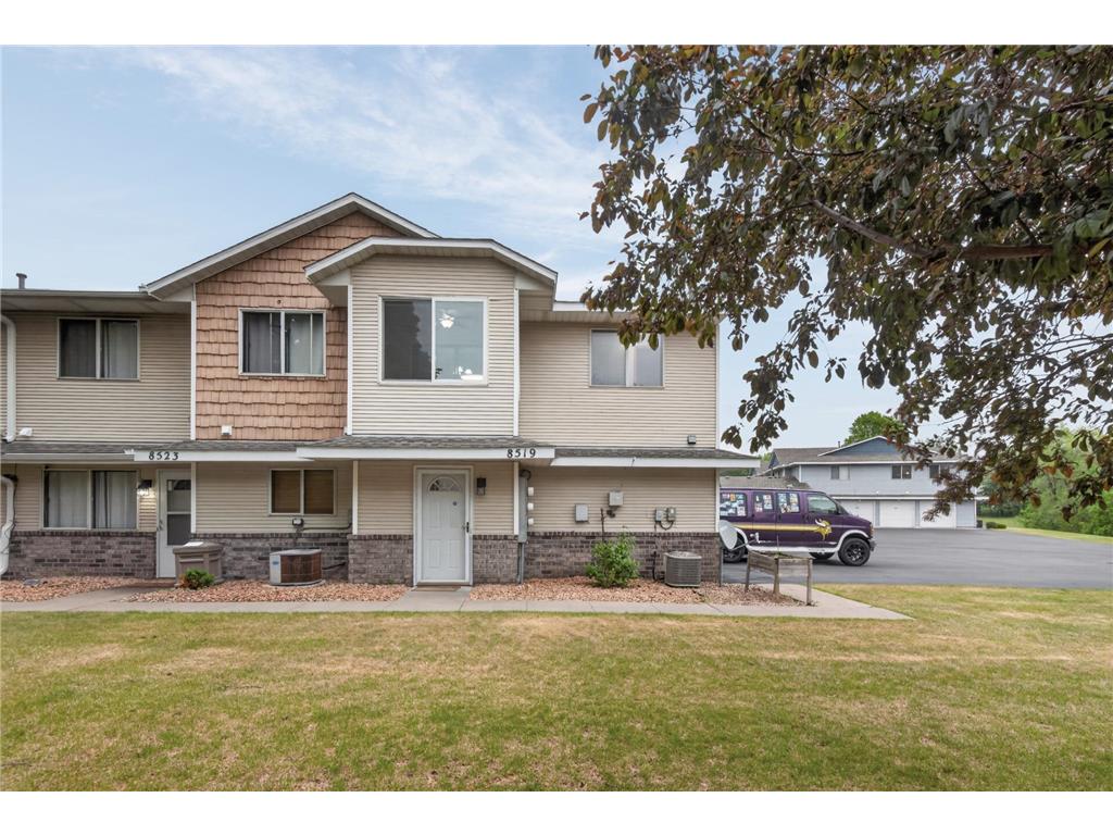 8519 S Pond Trail Champlin MN 55316 7057397 image1