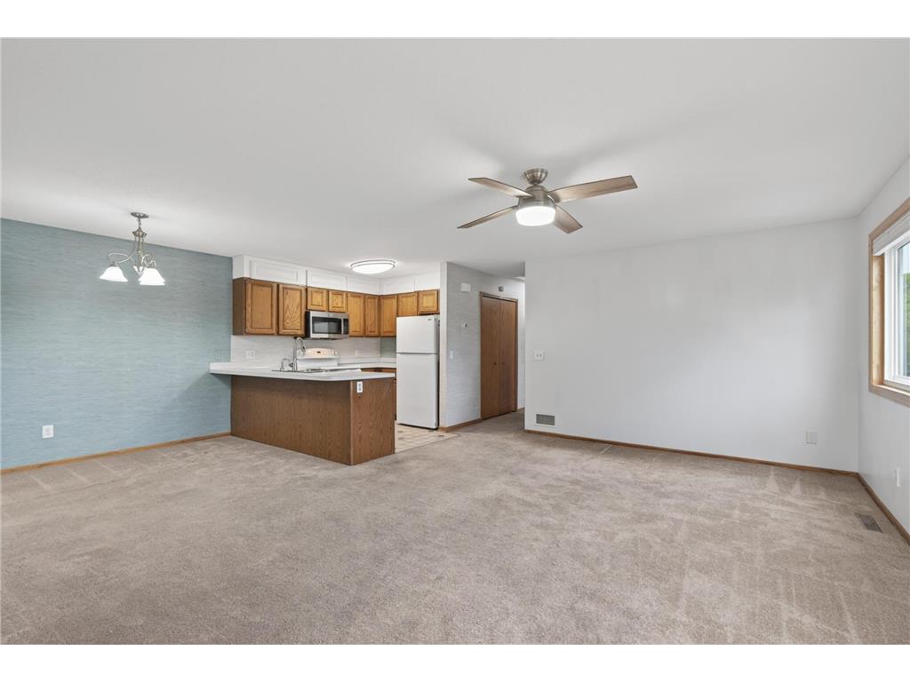 8519 S Pond Trail Champlin MN 55316 7057397 image2