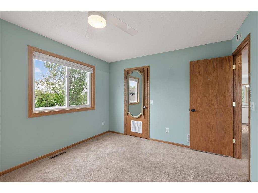 8519 S Pond Trail Champlin MN 55316 7057397 image5