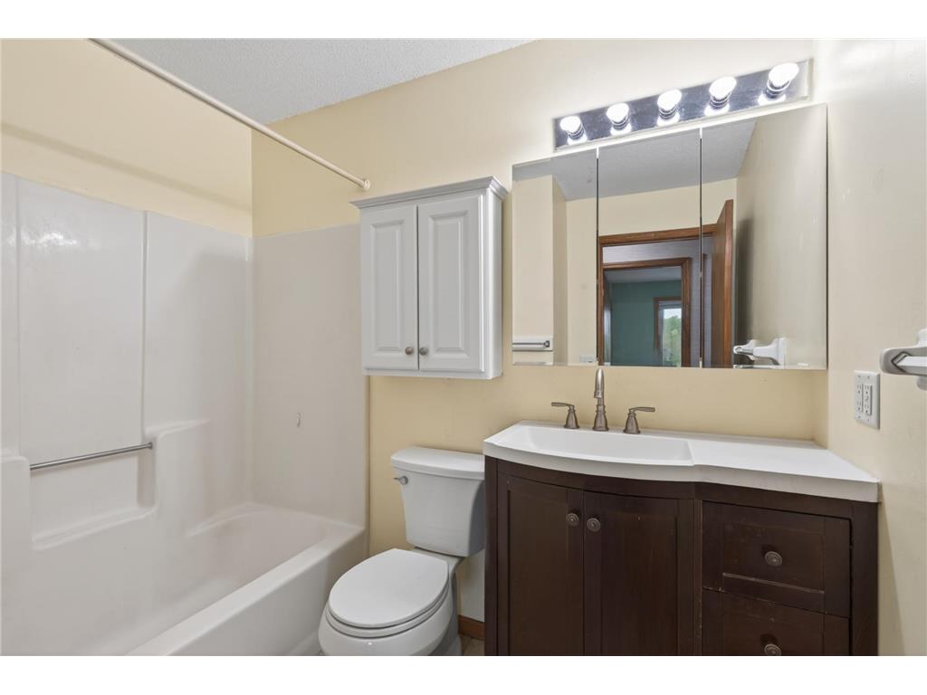 8519 S Pond Trail Champlin MN 55316 7057397 image9