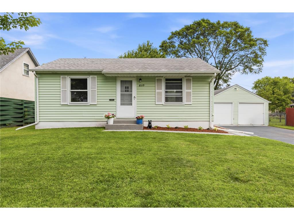 8519 Stevens Avenue S Bloomington MN 55420 7093708 image1