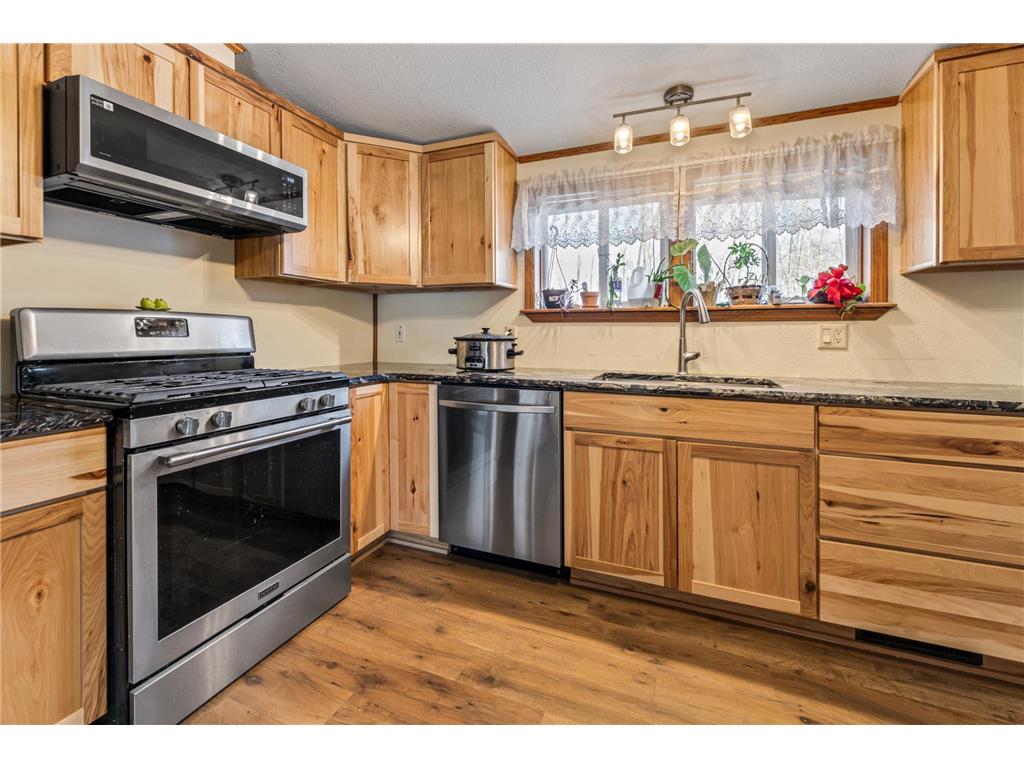 852 15th Street Clayton WI 54004 6657507 image1