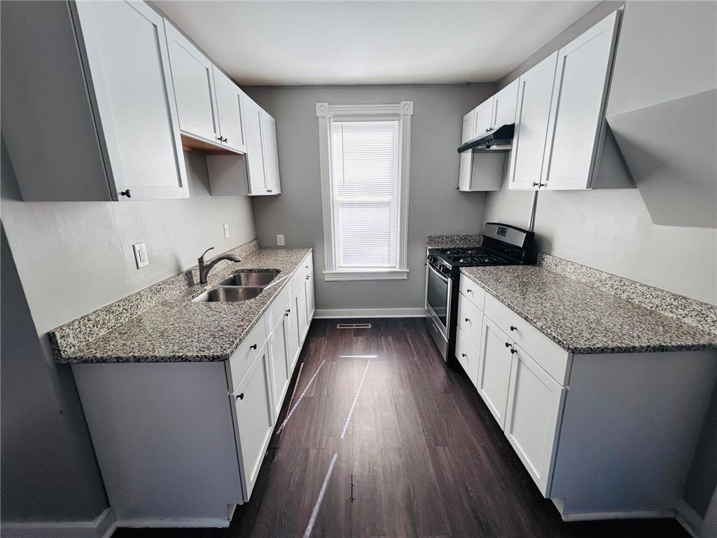 852 4th Street E Saint Paul MN 55106 6716971 image1