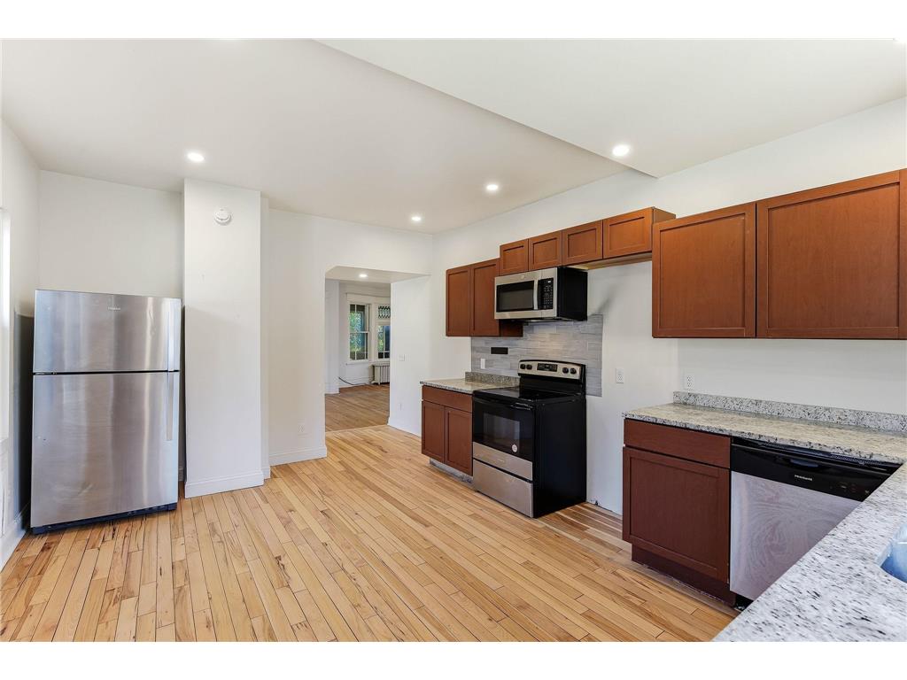 852 Ashland Avenue Saint Paul MN 55104 7095770 image12