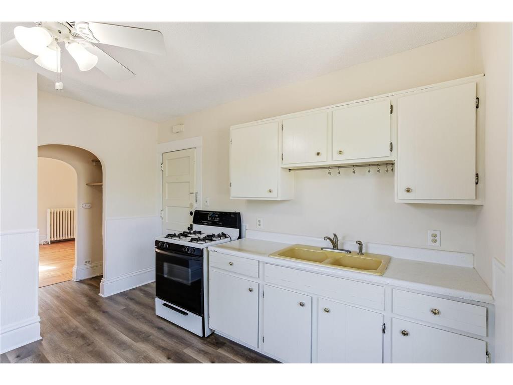 852 Ashland Avenue Saint Paul MN 55104 7095770 image21