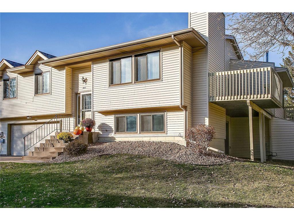 852 Sherwood Road, Shoreview, MN 55126 MLS 6256632 Edina Realty