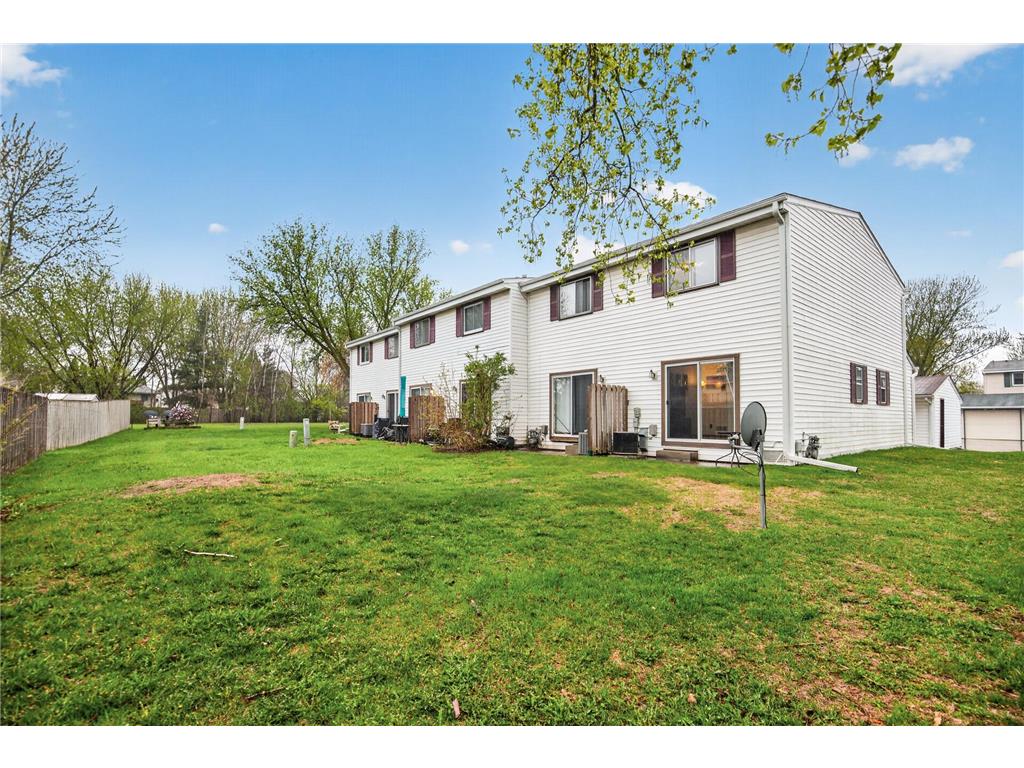 852 Woodgate Drive #216 Vadnais Heights MN 55127 7064038 image15