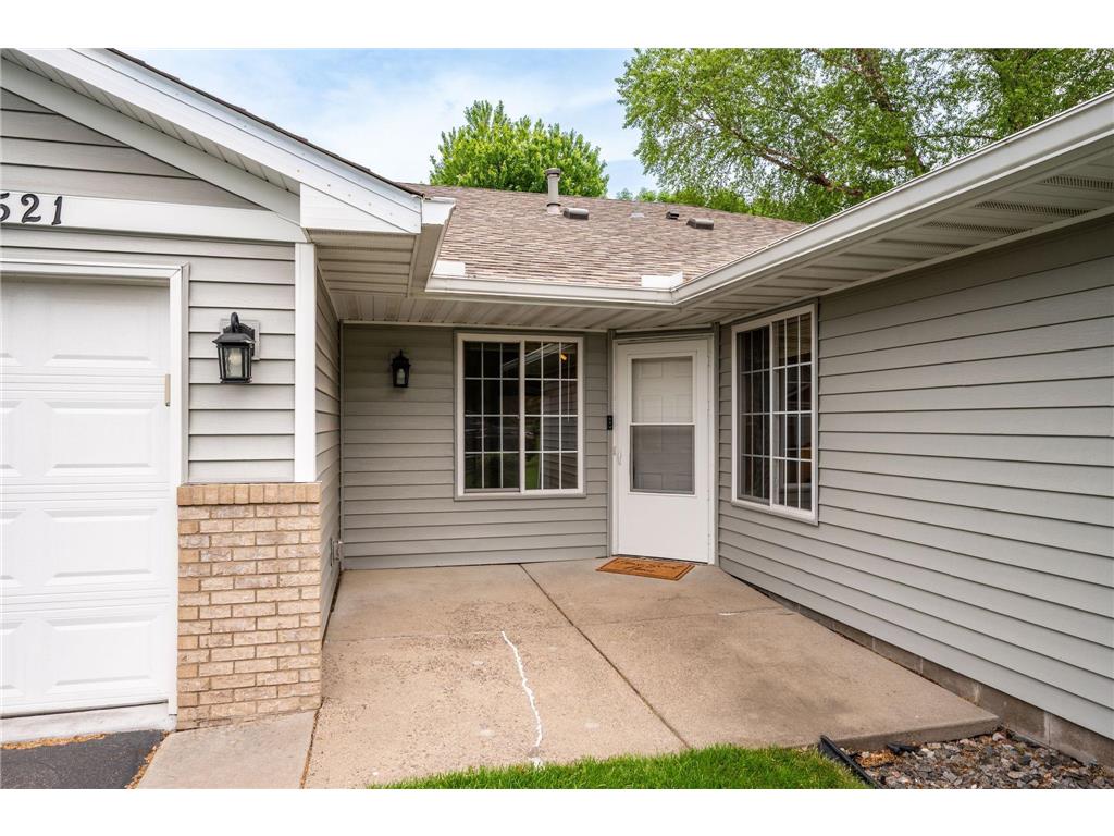 8521 Telford Lane Brooklyn Park MN 55443 7089728 image2