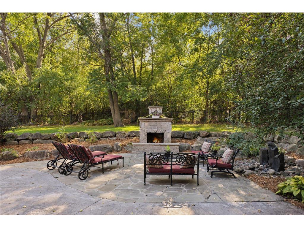 8523 Amsden Road Bloomington MN 55438 6726145 image3