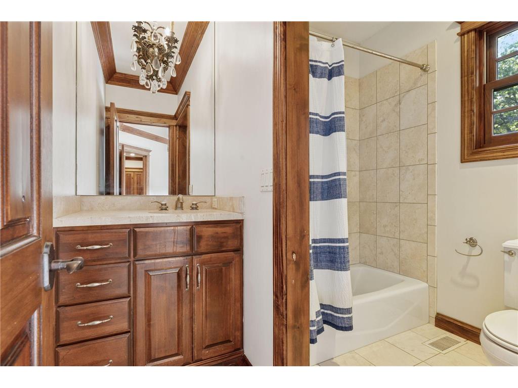 8523 Amsden Road Bloomington MN 55438 6726145 image30