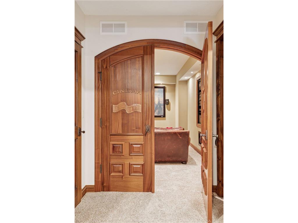 8523 Amsden Road Bloomington MN 55438 6726145 image44