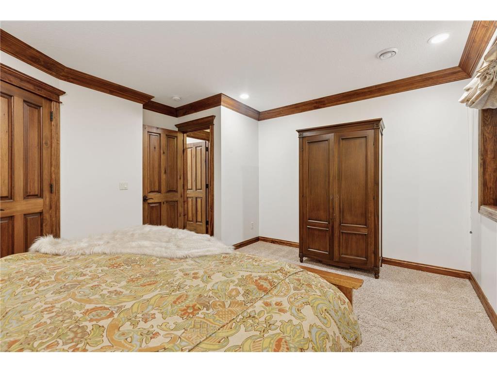 8523 Amsden Road Bloomington MN 55438 6726145 image48