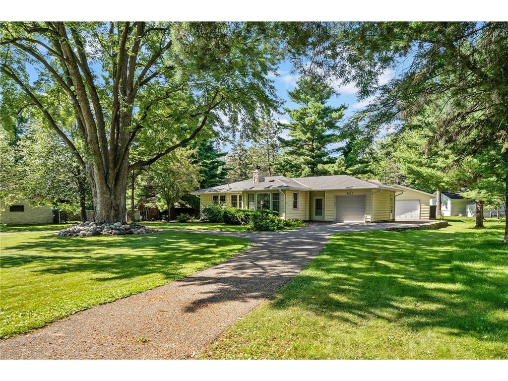 8523 W River Road Brooklyn Park MN 55444 6569400 image1