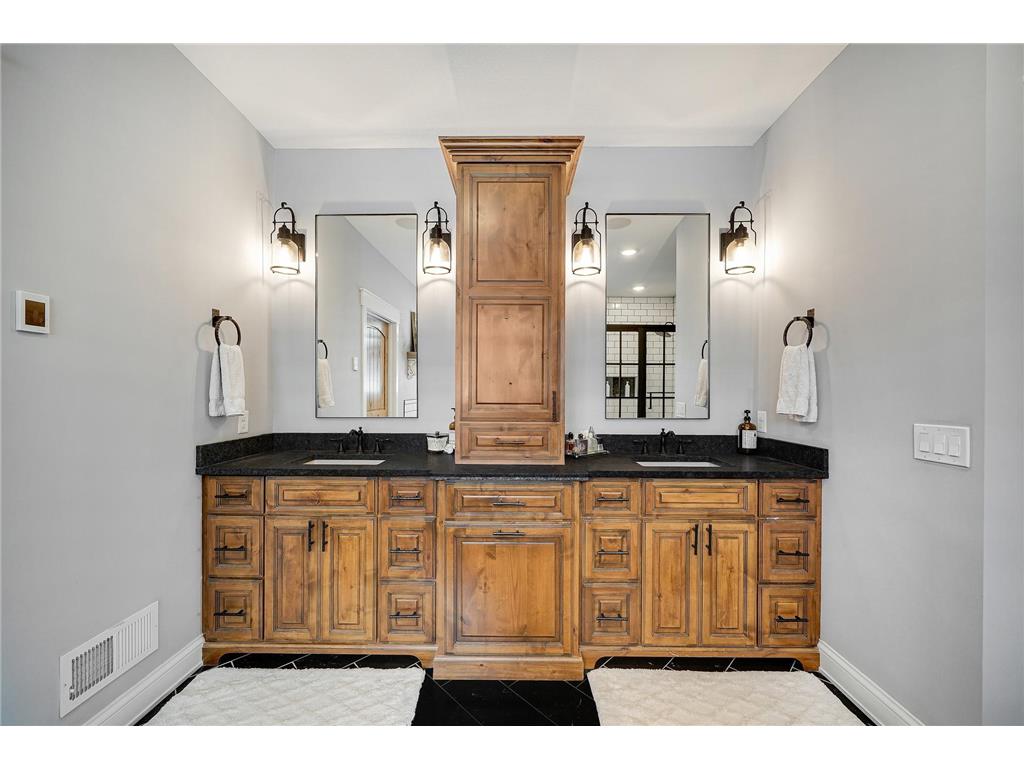 8524 Haeg Drive Bloomington MN 55431 - Penn 7107735 image27