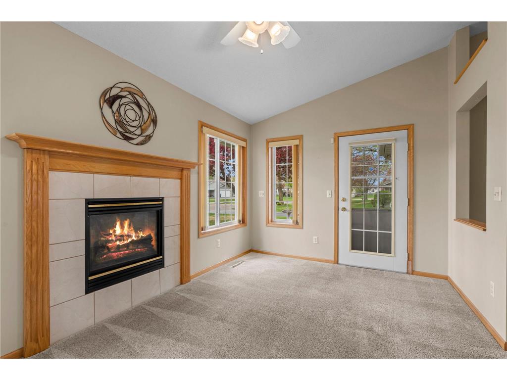 8524 Telford Crossing Brooklyn Park MN 55443 7062337 image11