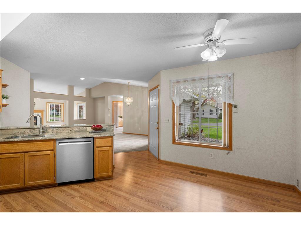 8524 Telford Crossing Brooklyn Park MN 55443 7062337 image17