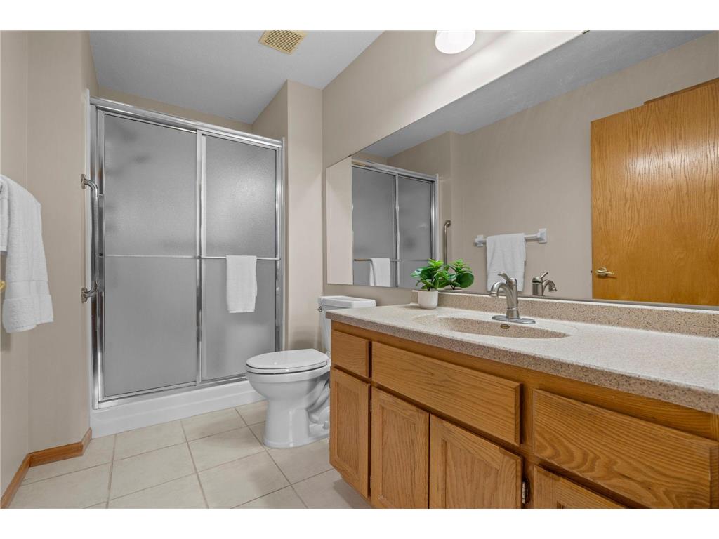 8524 Telford Crossing Brooklyn Park MN 55443 7062337 image20