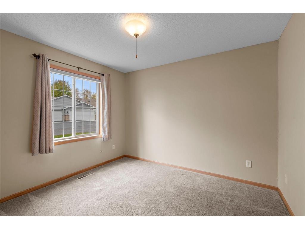 8524 Telford Crossing Brooklyn Park MN 55443 7062337 image22
