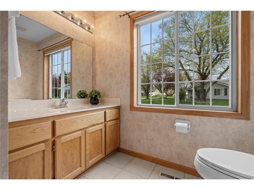 8524 Telford Crossing Brooklyn Park MN 55443 7062337 image25